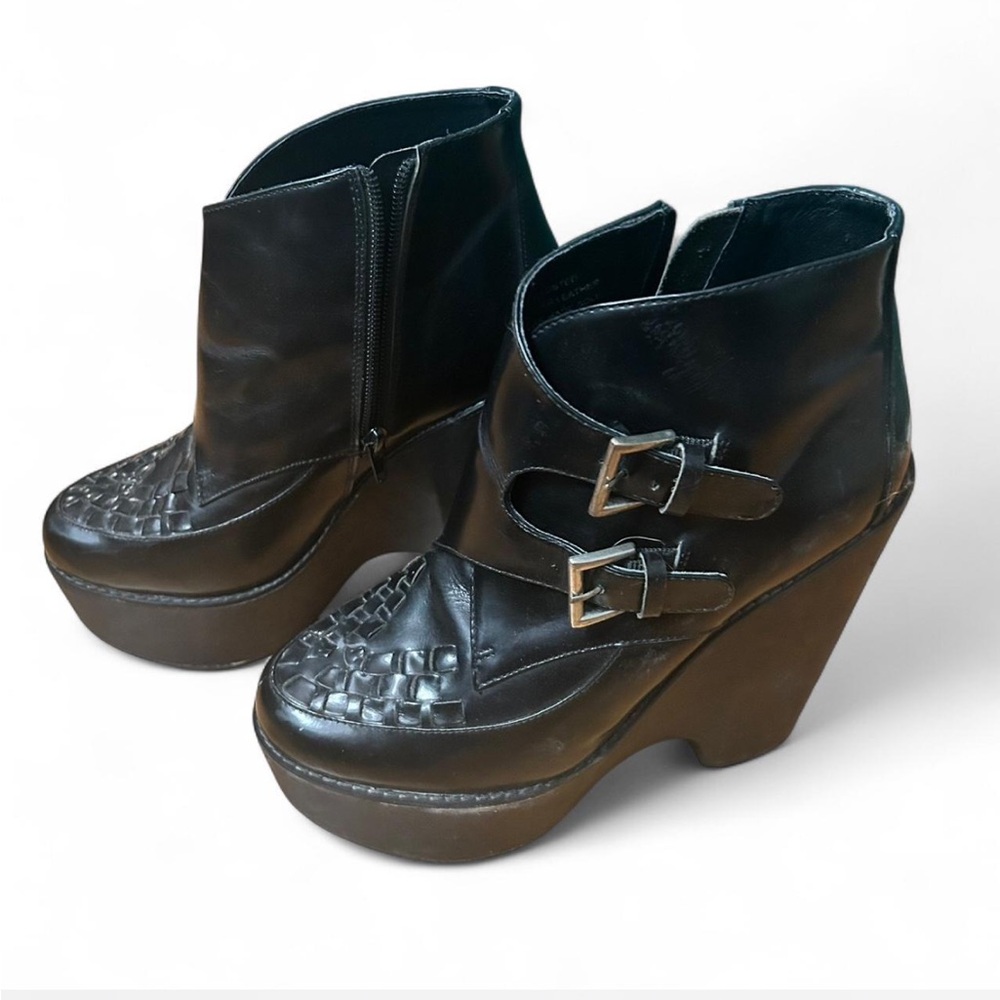 Jeffrey Campbell “Busted” Ankle Boots sz 7.5